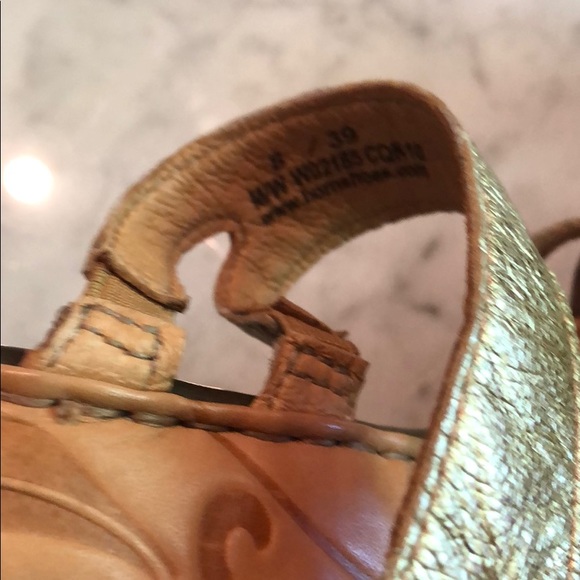 Gold Born flower shoes - Picture 4 of 4